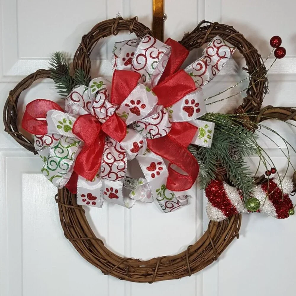 Holiday Dog Wreath, Holiday Dog Paw‎ Wreath, Christmas Grapevine Dog Wreath